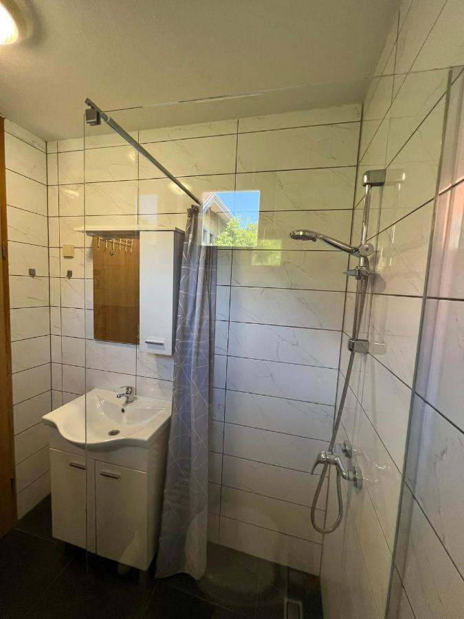 Extraordinary Apartment In Banovci Verzej ภายนอก รูปภาพ